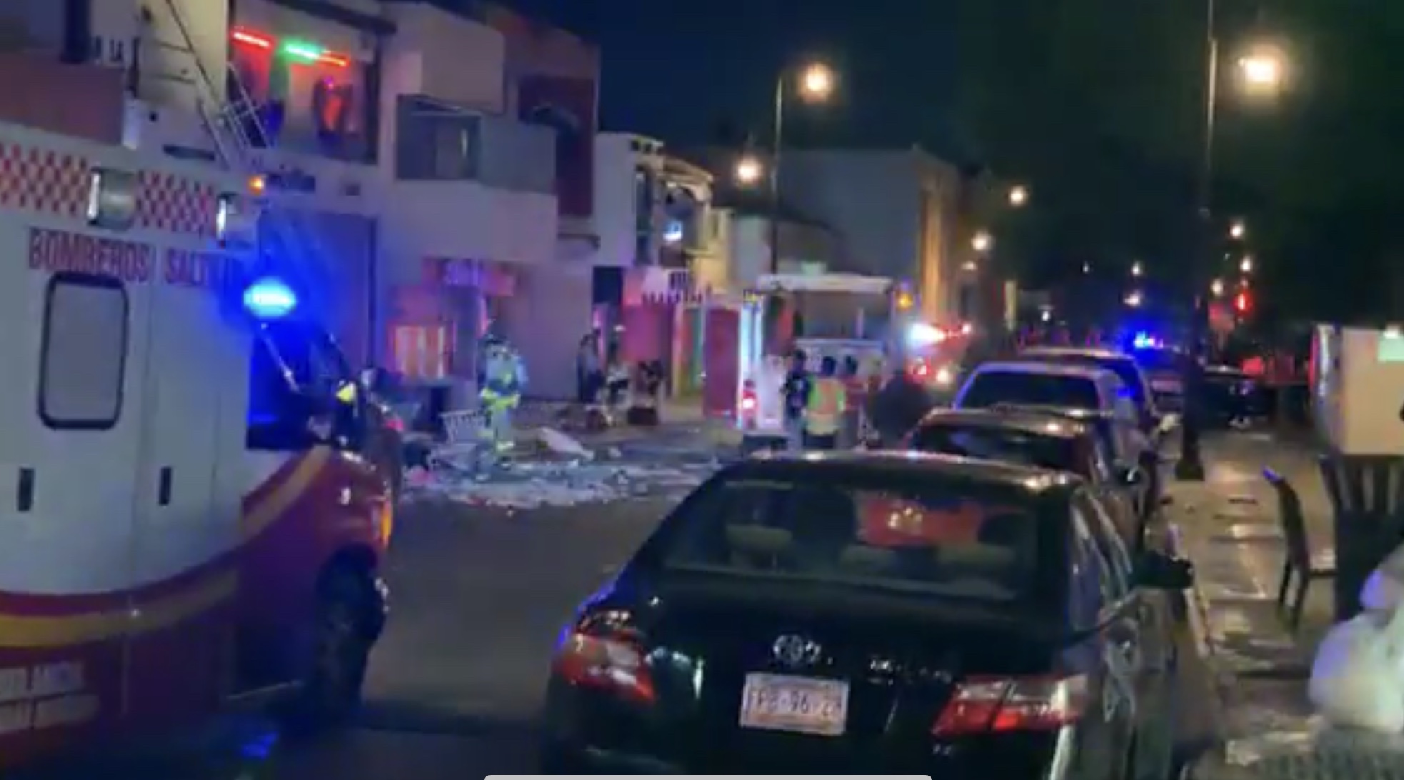 Explosión en pizzería de Saltillo deja 3 heridos