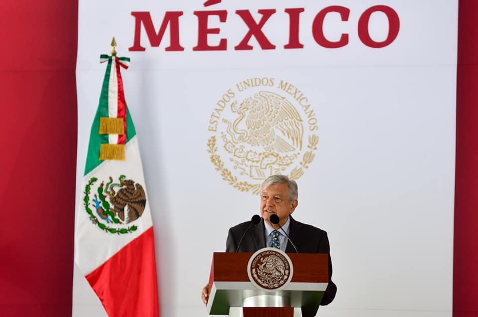 Anuncia AMLO que finalizarán clínica del ISSSTE en PN