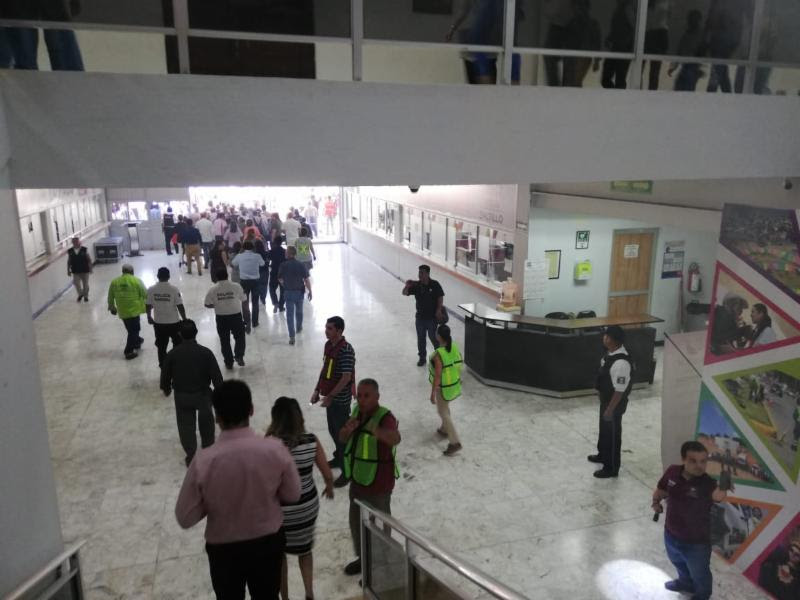 Realizan simulacro en alcaldía de Saltillo