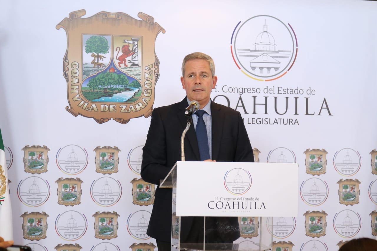 ¿Y los mexicanos cuándo, señor <br>presidente?: Torres Cofiño