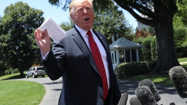 Pacto secreto con México entra <br>en vigor cuando yo quiera: Trump