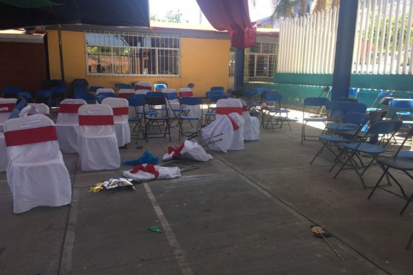 Balacera en graduación de kínder en Puebla <br>deja al menos 4 muertos; iban por alcalde