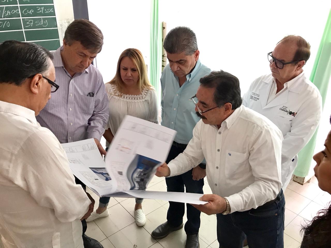 Supervisa Riquelme reingeniería <br>del sector salud