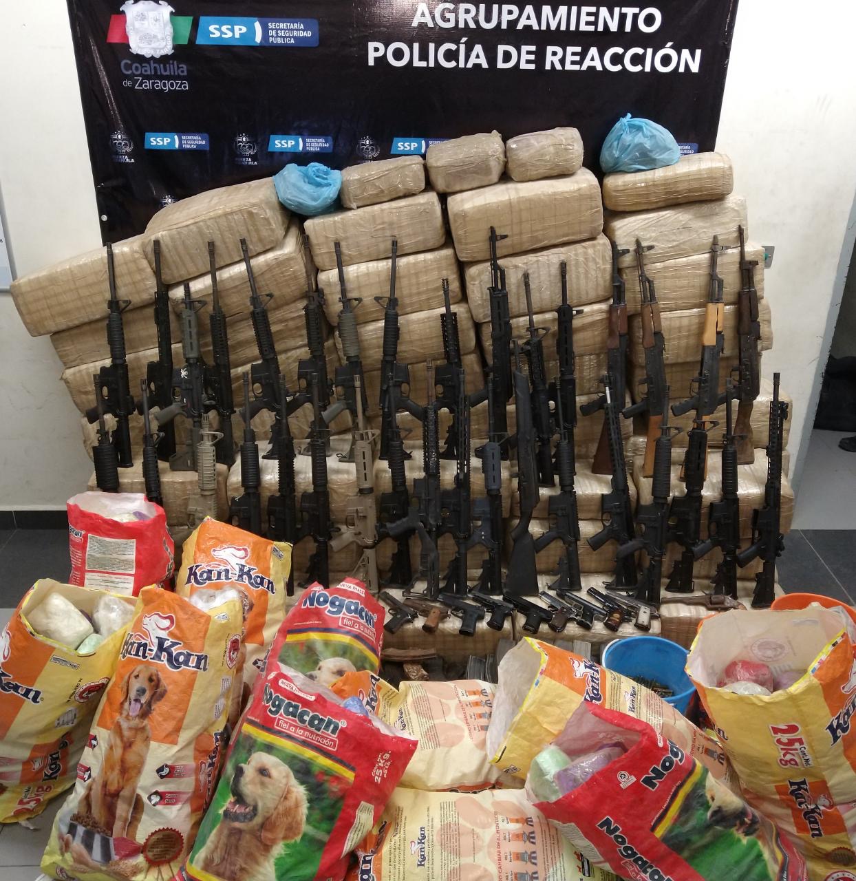 Aseguran armas, droga y vehículo en una finca de Torreón