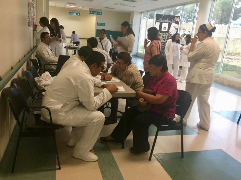 Refuerza Coahuila atención a adultos mayores