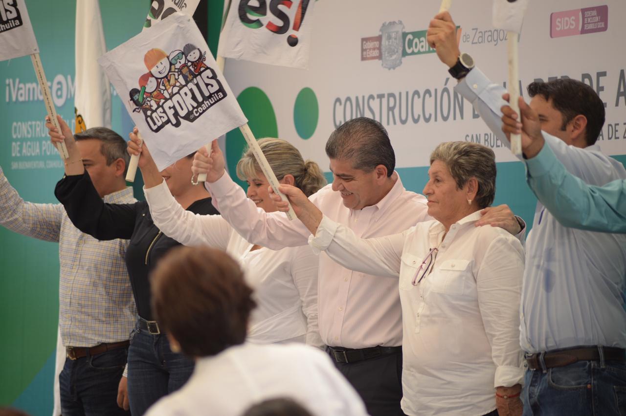 Benefician a San Buenaventura con red de agua y drenaje