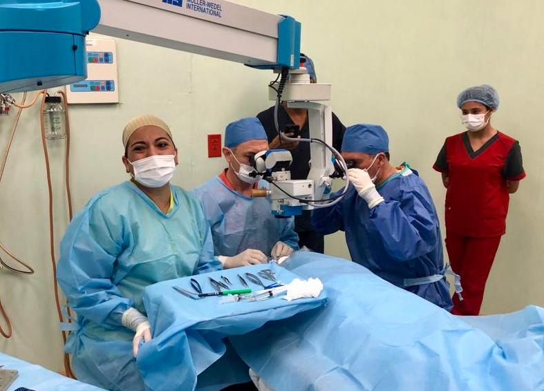 Salud estatal realiza con éxito programa de trasplante de córnea