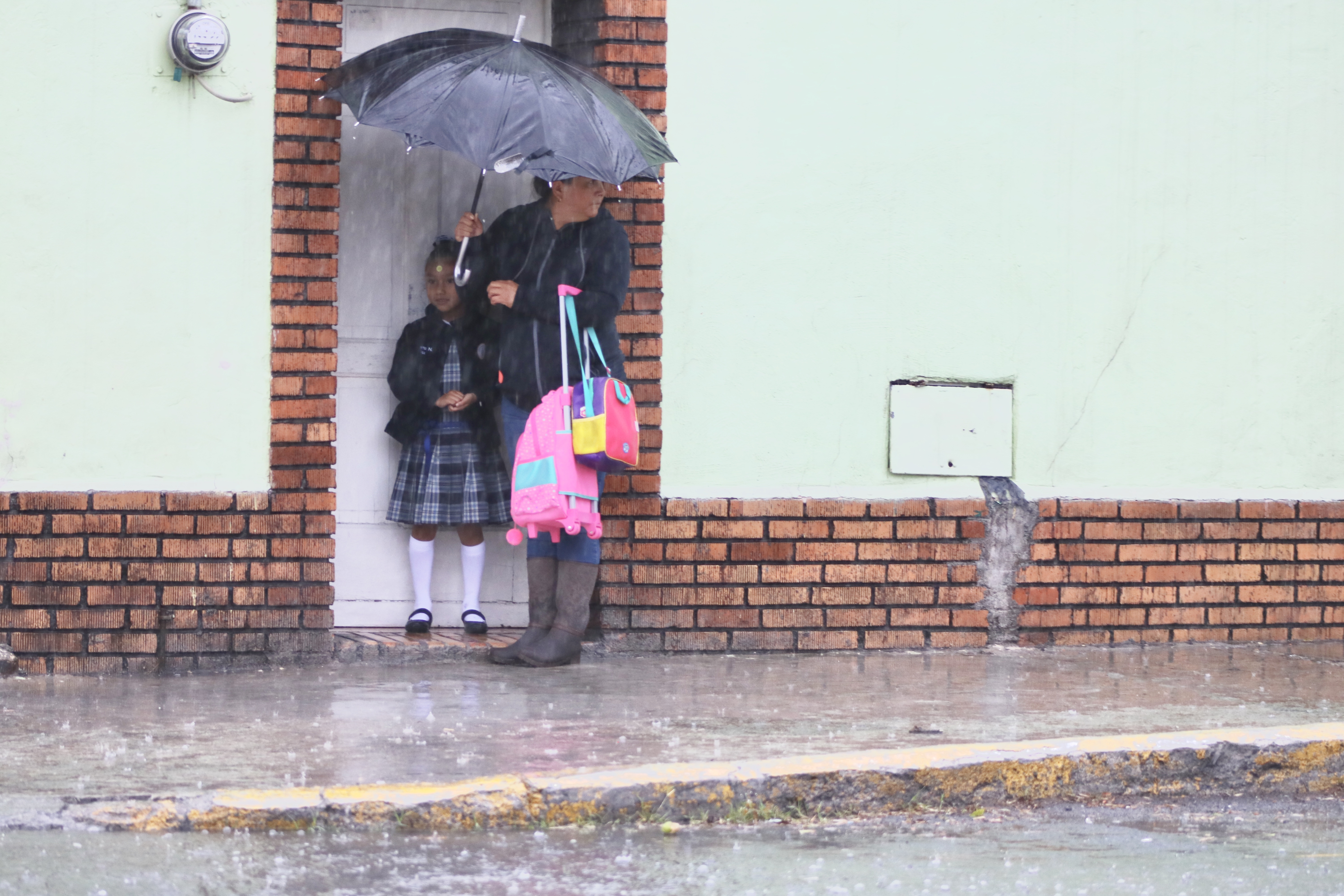 Suspenden clases en Saltillo y Ramos Arizpe