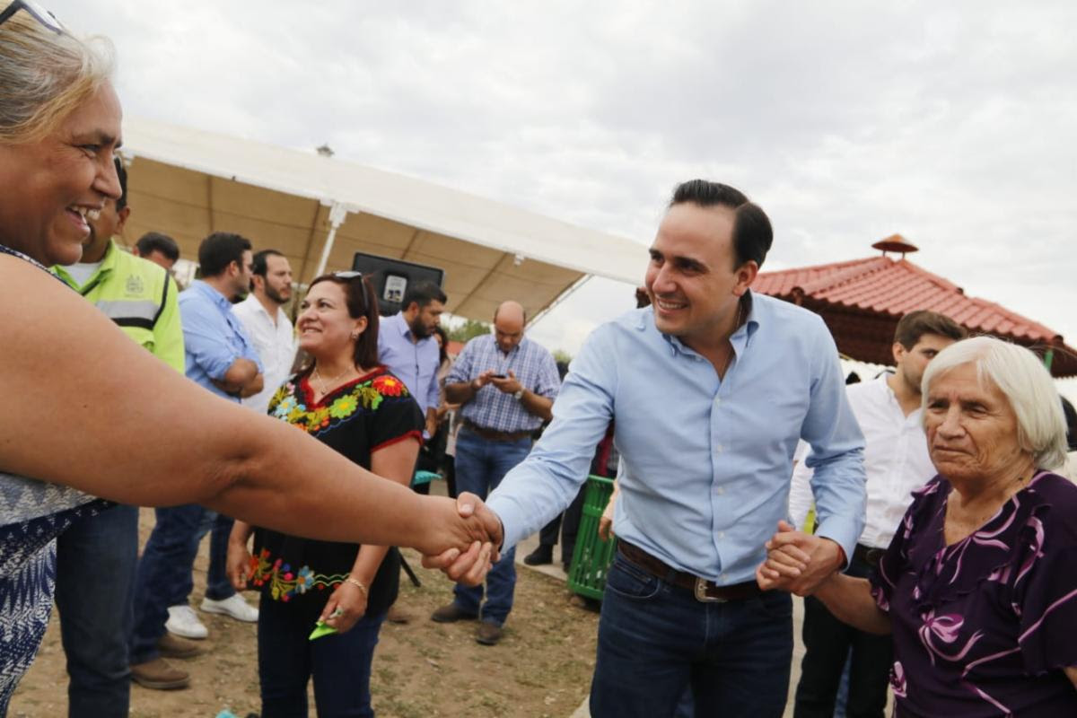 Avanza rehabilitación de plazas en Saltillo