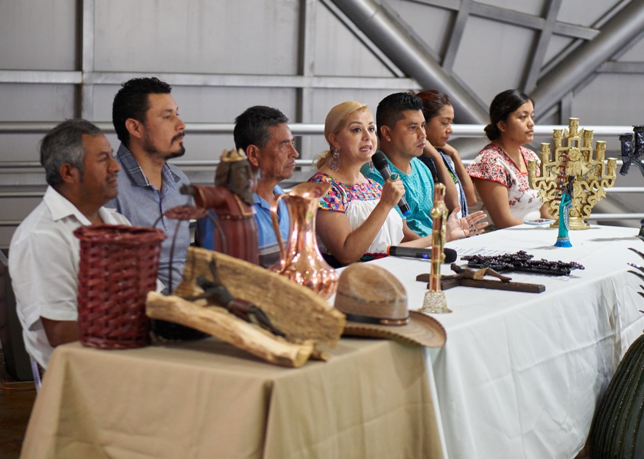 Invita teleférico de Torreón a expo artesanal de Michoacán