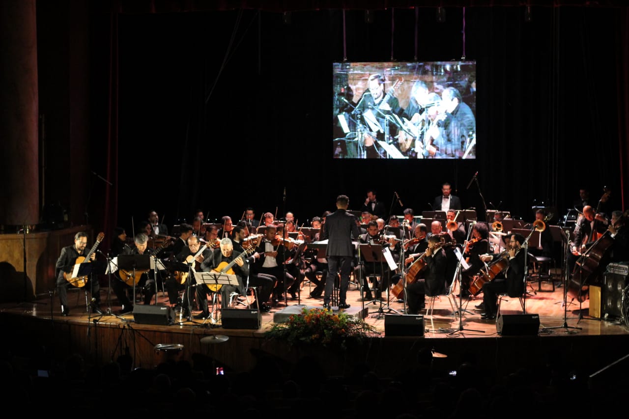 Cierra orquesta filarmónica festejo de aniversarió de la UAdeC