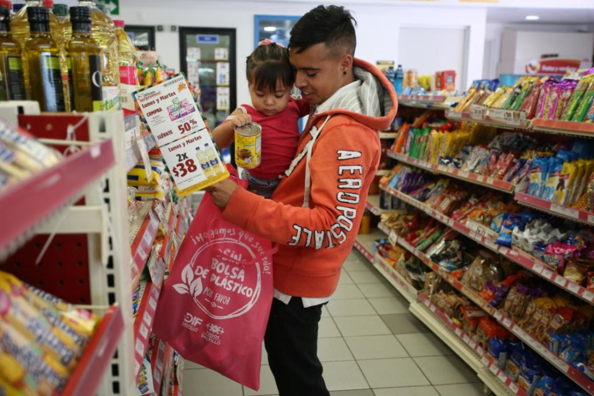 Llevan 46 mil bolsas ecológicas entregadas en Saltillo