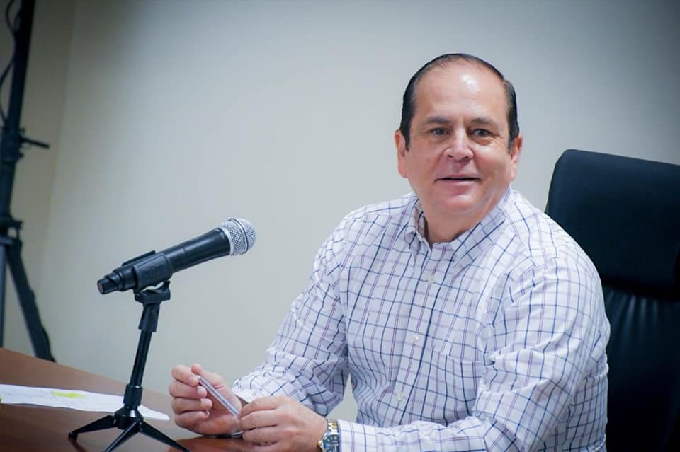 Bres prefiere despedir a empleados del <br>municipio que cortar pago a su empresa