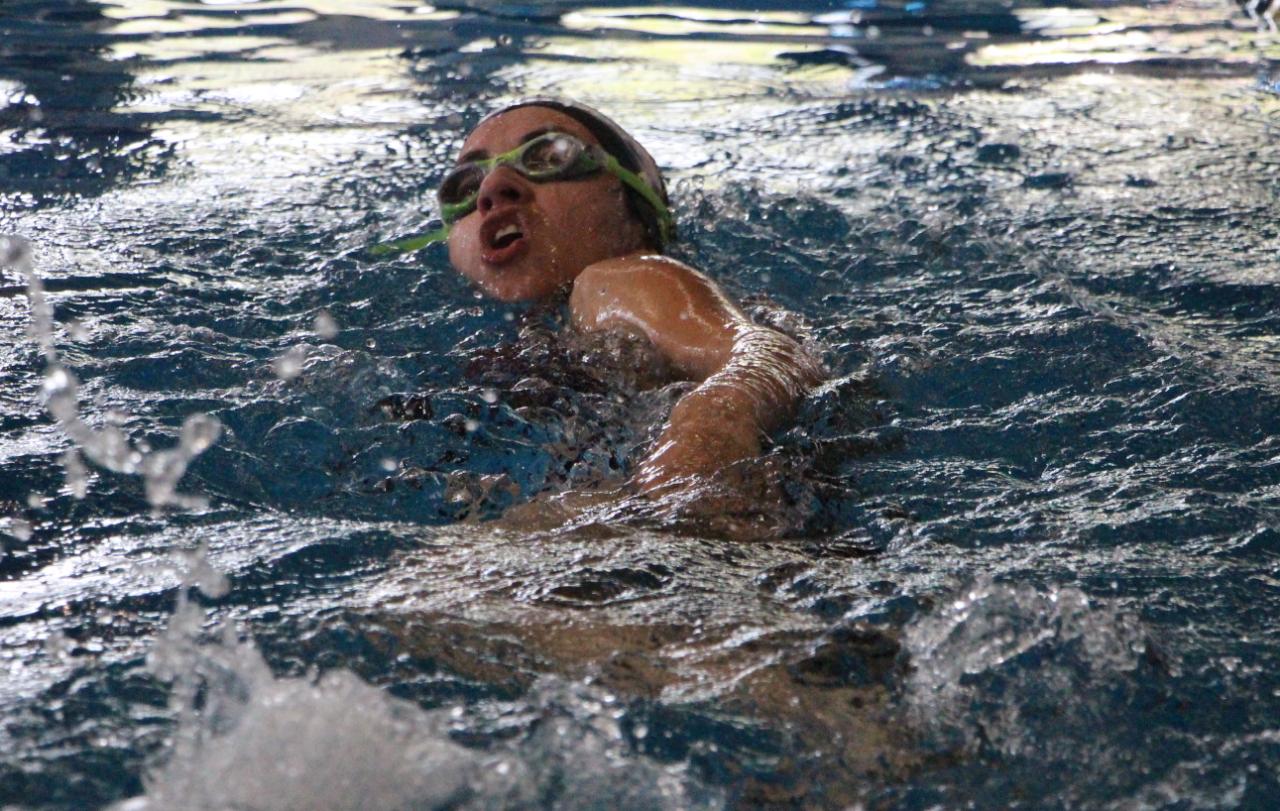 Participan más de mil 800 coahuilenses en “Nado por mi corazón”