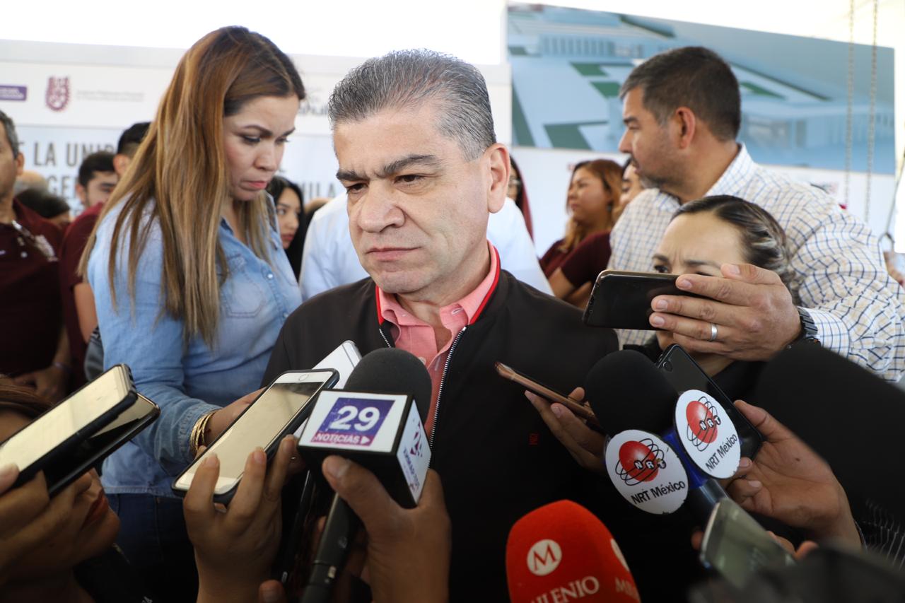 Coahuila brindará apoyo a carboneros <br>y a empleados de AHMSA: Riquelme