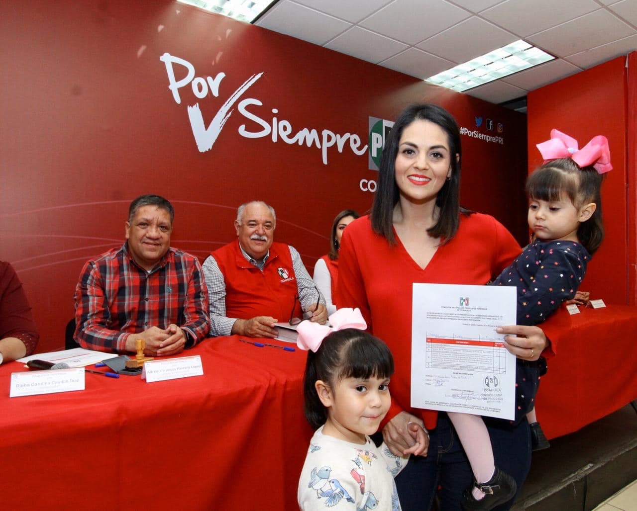 Tiene PRI a sus 16 precandidatos