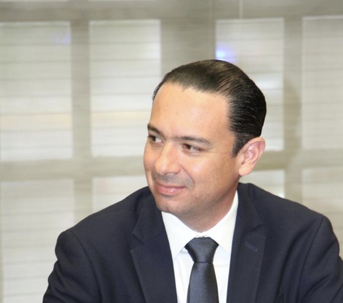 Propone Emilio De Hoyos tipificar violencia vs personal de salud