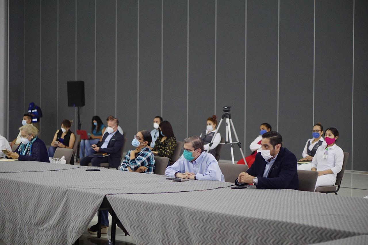 Coahuila entrega material médico a clínicas 16, 18 y 71 del IMSS y al ISSSTE en la Laguna