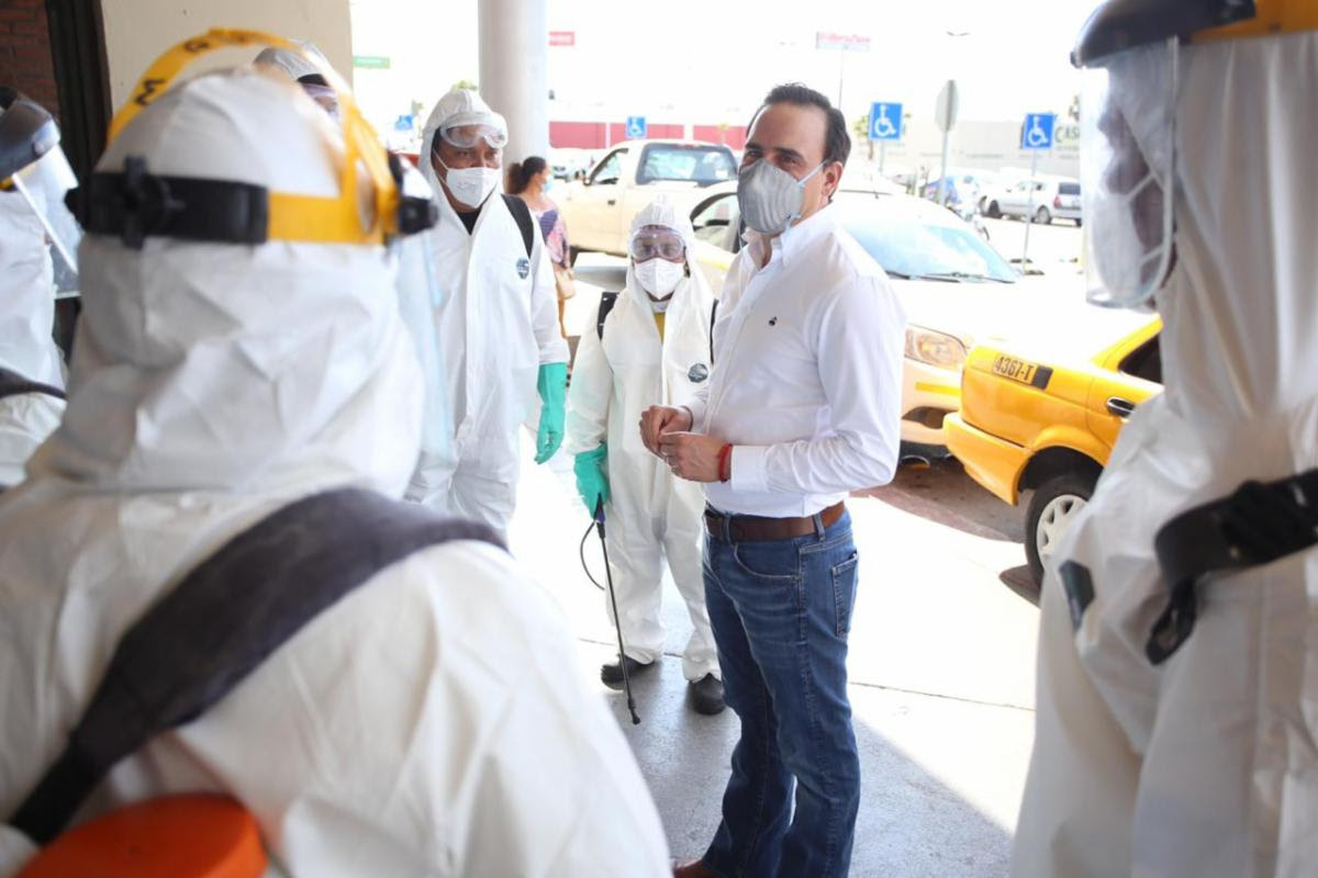 Supervisa Manolo brigadas de sanitización en Saltillo