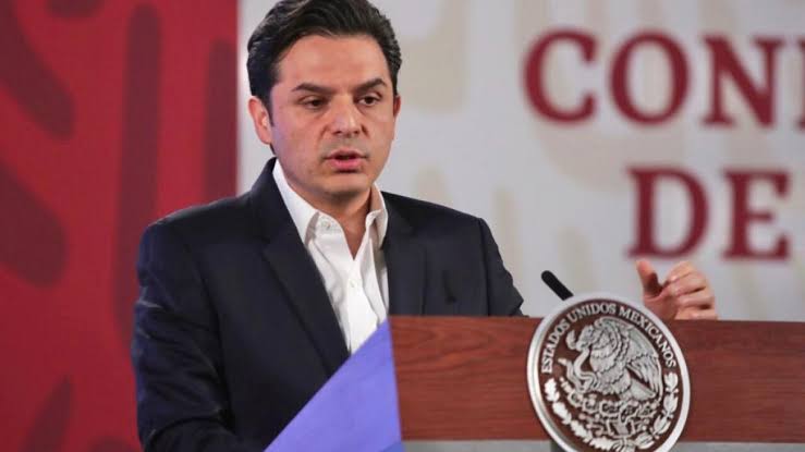 Zoé Robledo, director del IMSS da positivo a Covid