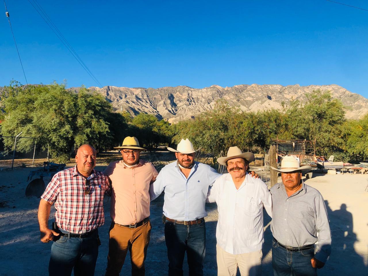 Visita Guadiana ejidos de la Laguna; trabaja <br>en soluciones a problemas de agua