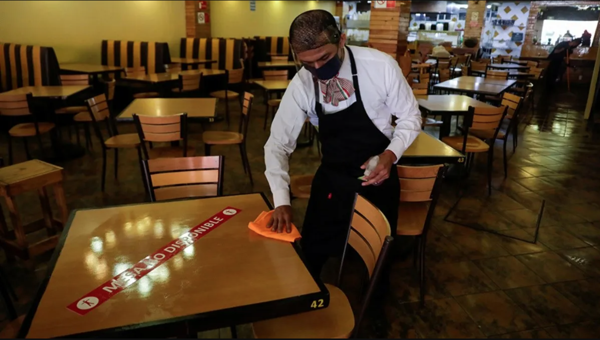 Reducen horario de bares y restaurantes <br>en región Sureste; deberán cerrar a las 10 pm