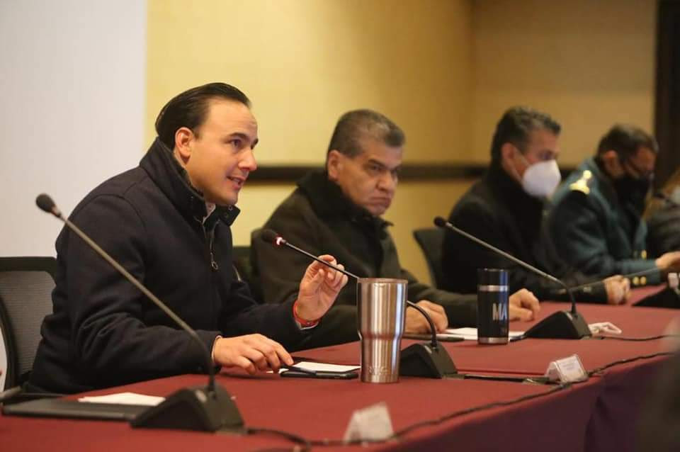 Presenta Manolo informe anual <br>de seguridad al Gobernador Riquelme