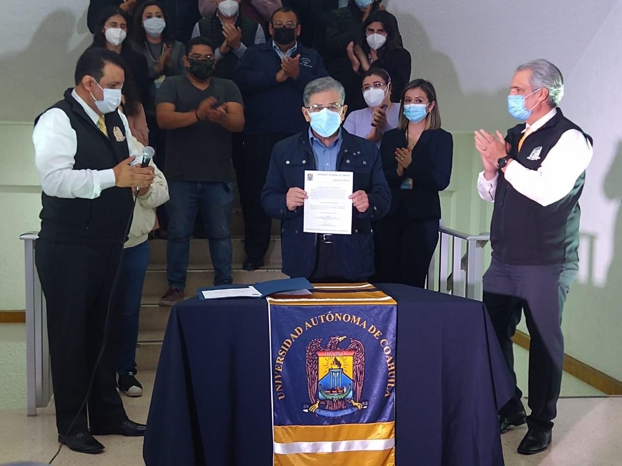 Reeligen a Hernández Vélez en la UAdeC