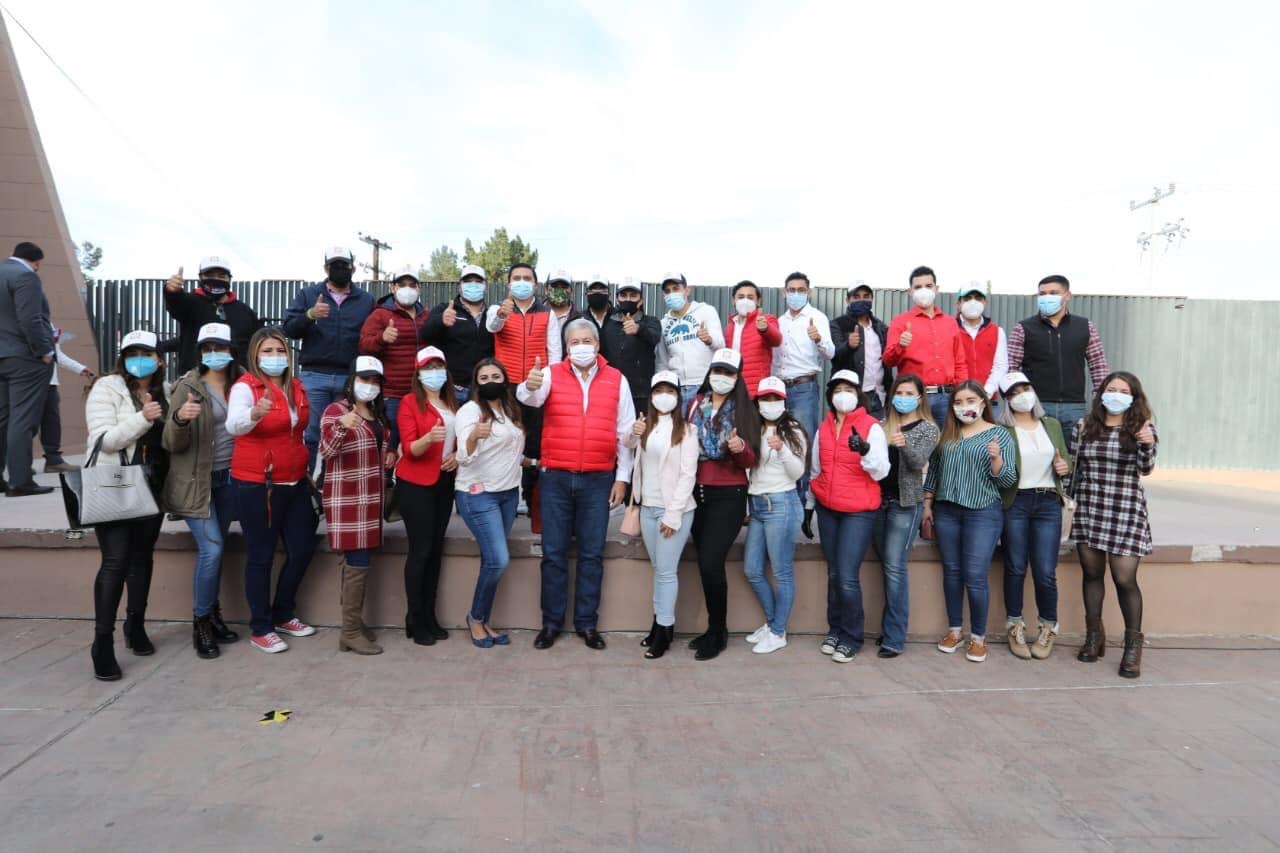 Juventud saltillense destaca <br>experiencia de Chema Fraustro