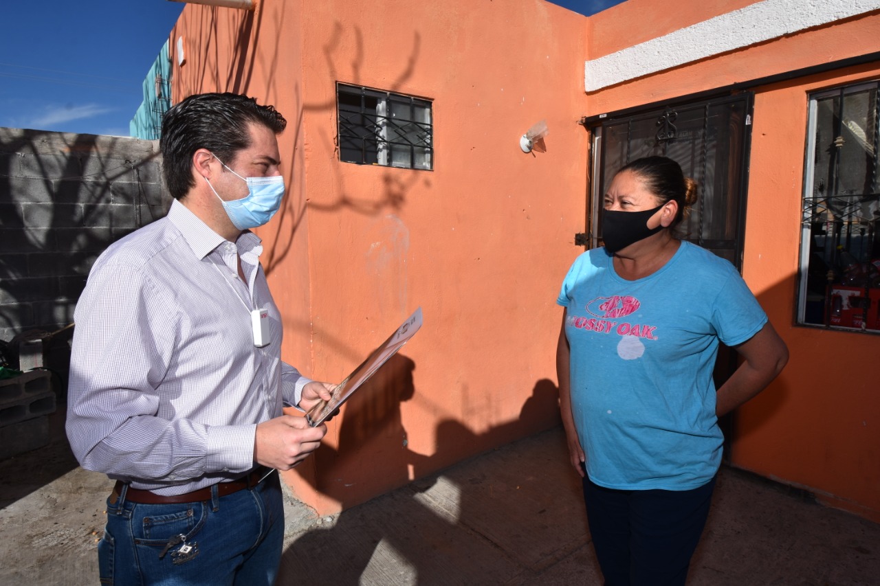 Casa por casa, lleva Coahuila certidumbre jurídica patrimonial con escrituras