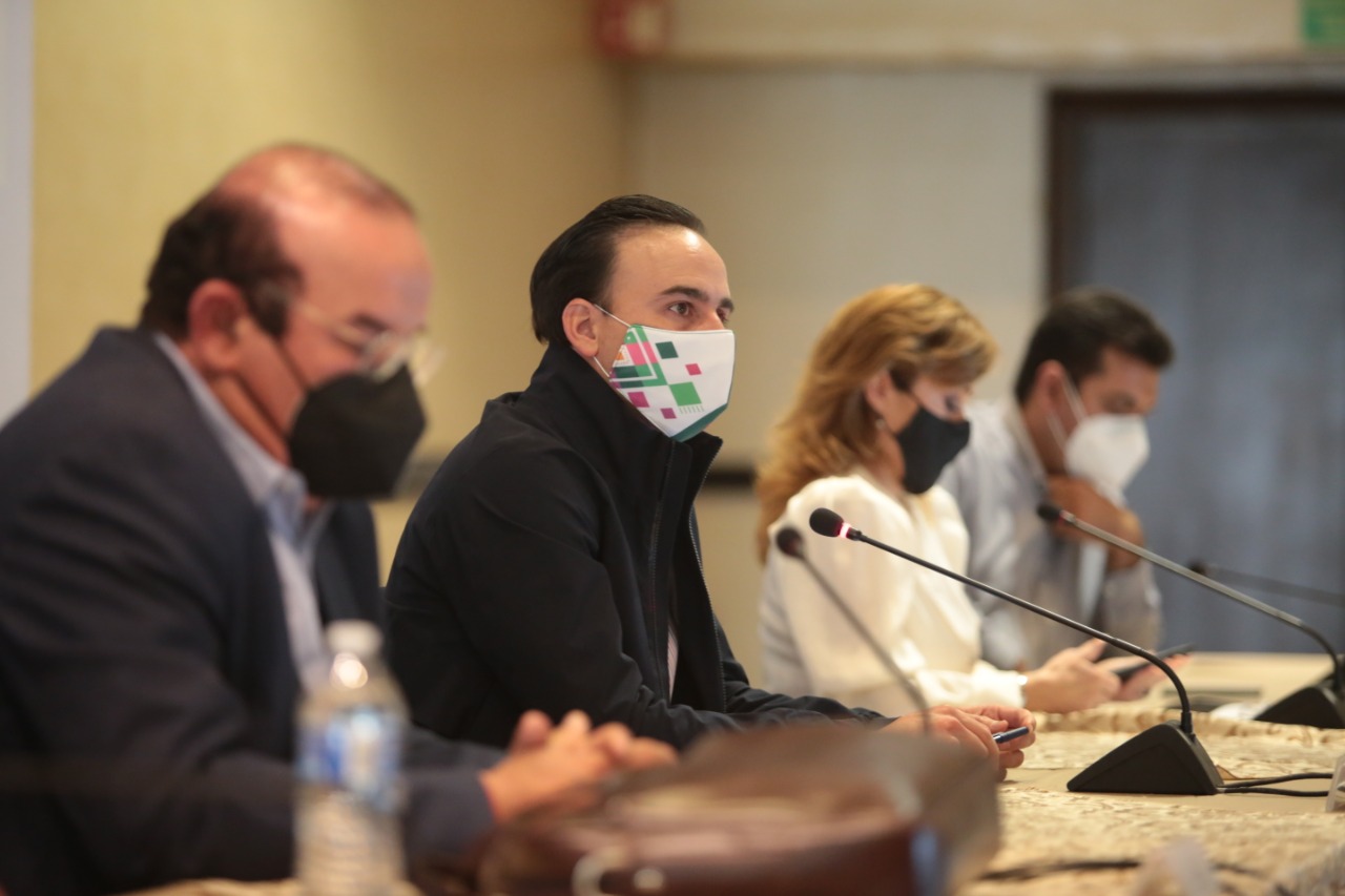 Propone Subcomité Sureste a la federación <br>plan de vacunación eficaz tipo “drive thru”