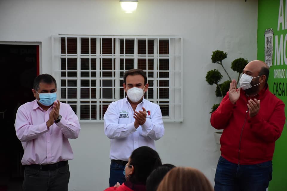 Inaugura diputado casa de gestión