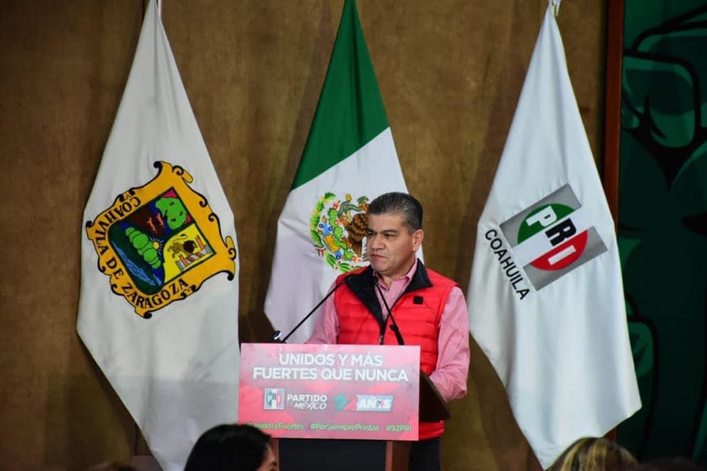 La gente espera respuestas <br>del PRI: Miguel Riquelme