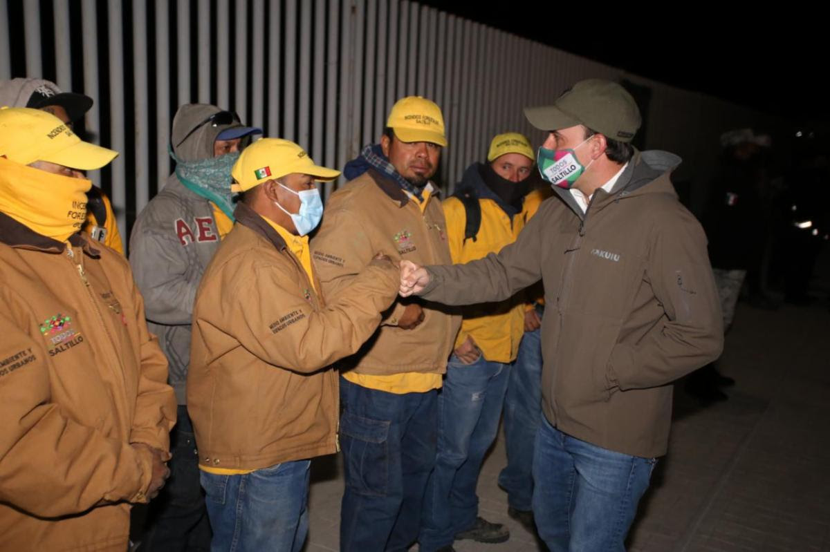 Continúan autoridades actividades contra el incendio en Zapalinamé