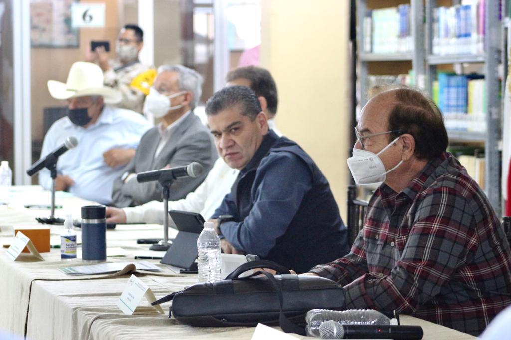 Coahuila, modelo a nivel nacional <br>en vacunación a maestros: MARS