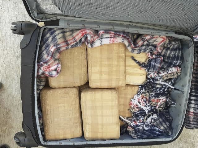 Decomisa Policía Estatal <br>droga en autobús de pasajeros