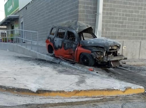 Muere joven calcinada <br>tras choque en Zaragoza