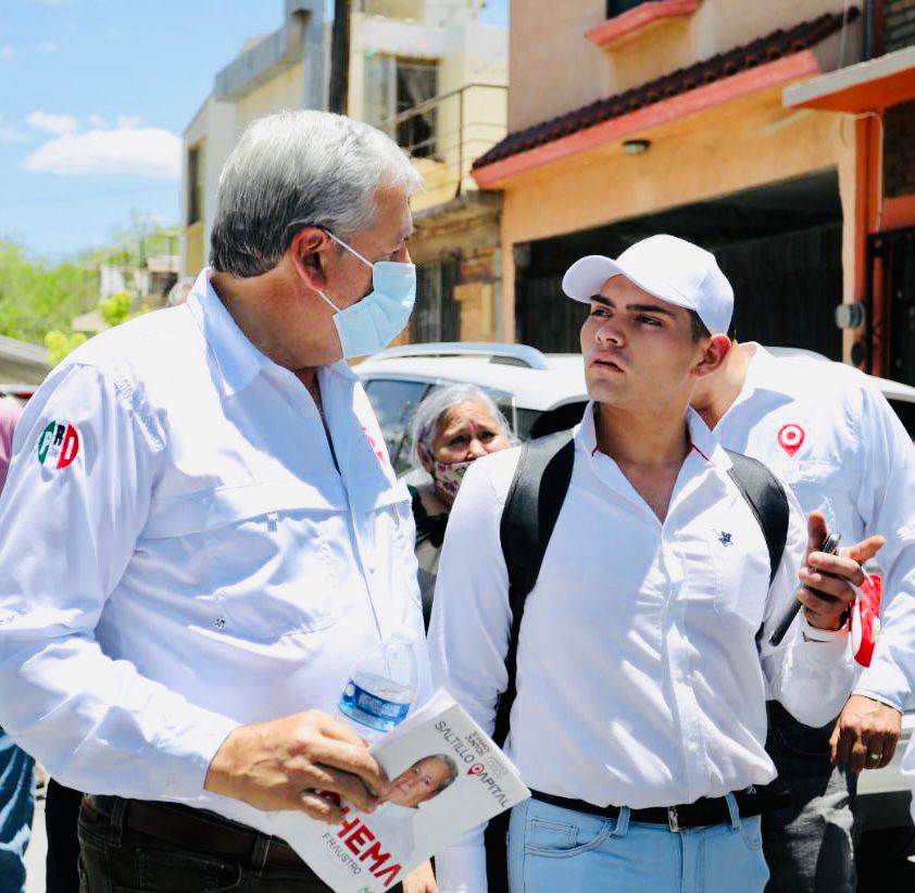 Apoyo total a nuestros jóvenes <br>emprendedores: Chema Fraustro