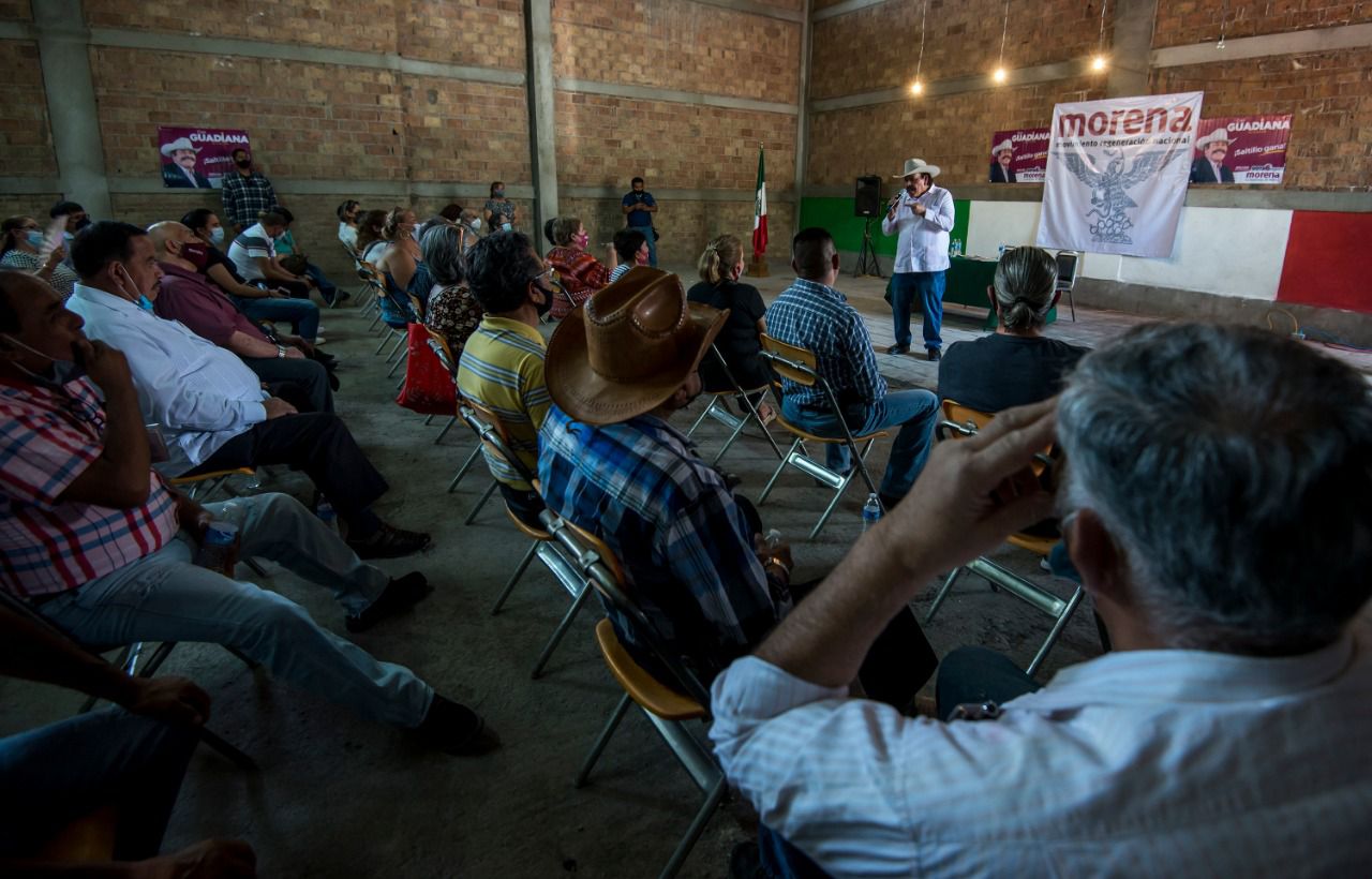 Se reúne Guadiana con agremiados de la CROM