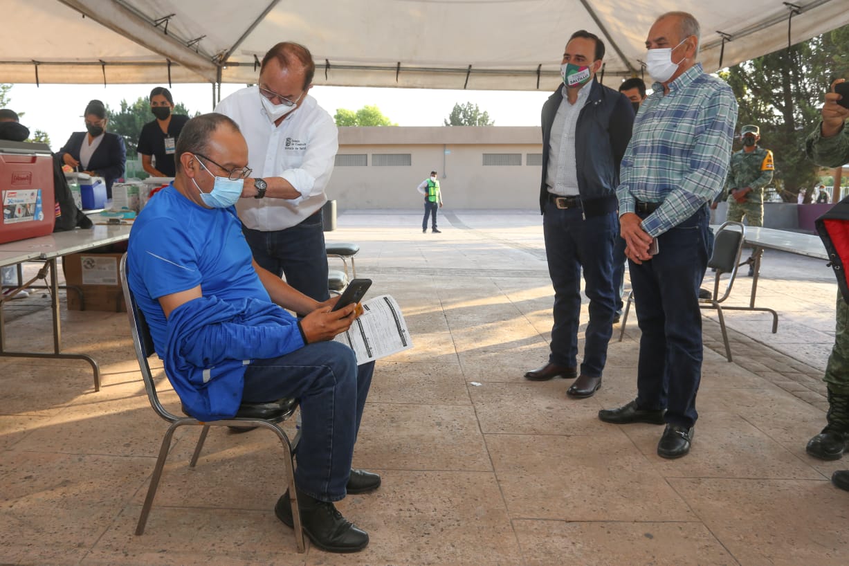 Éxito, nuevo centro de vacunación <br>en el Parque Las Maravillas