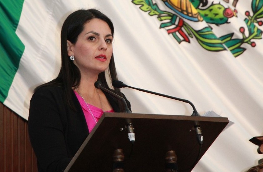 Pide diputada que vacunación continúe coordinada con municipios y Subcomités Técnicos Regionales 