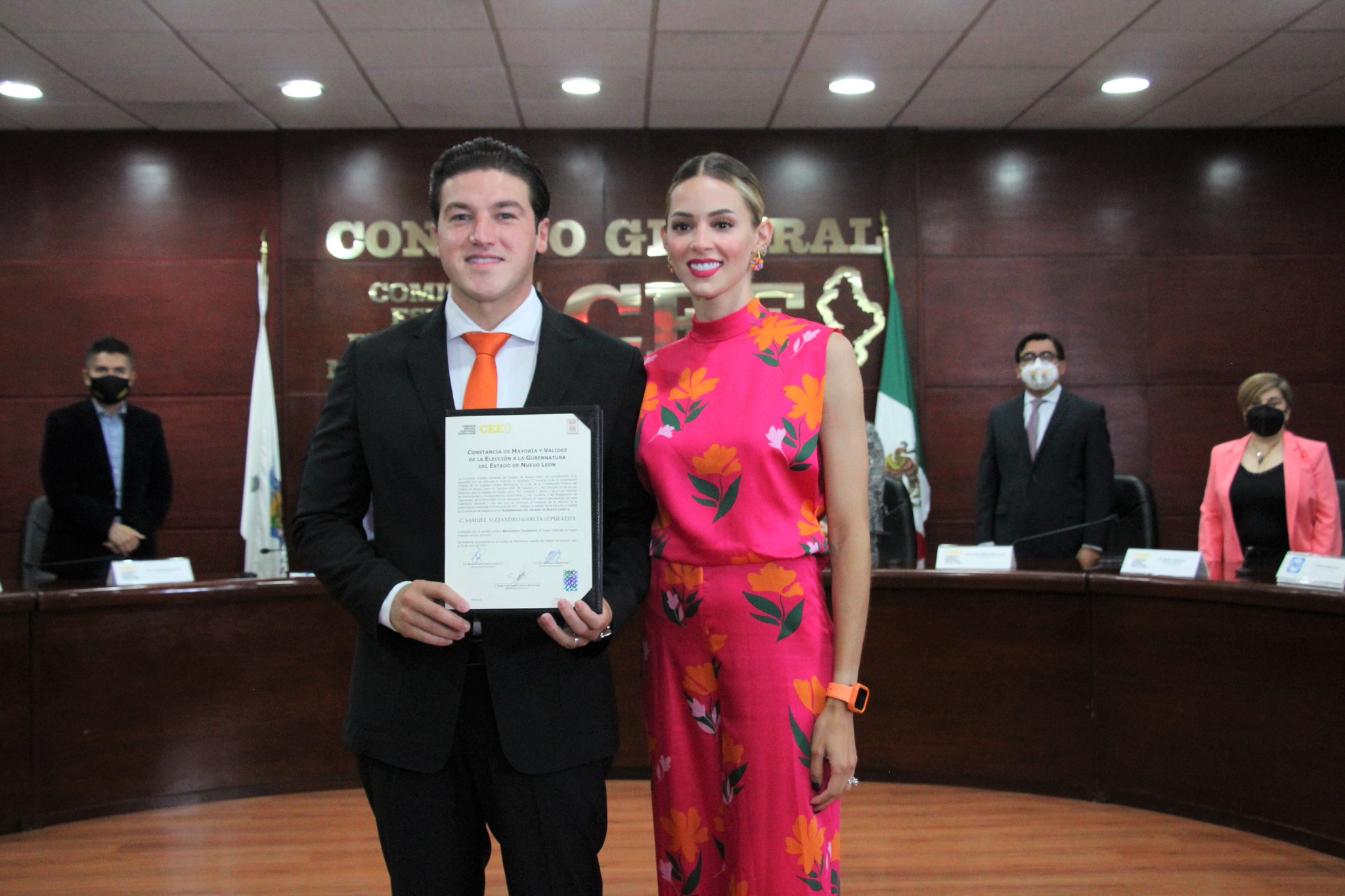 Samuel García deja en claro que no abandonará NL por otro cargo