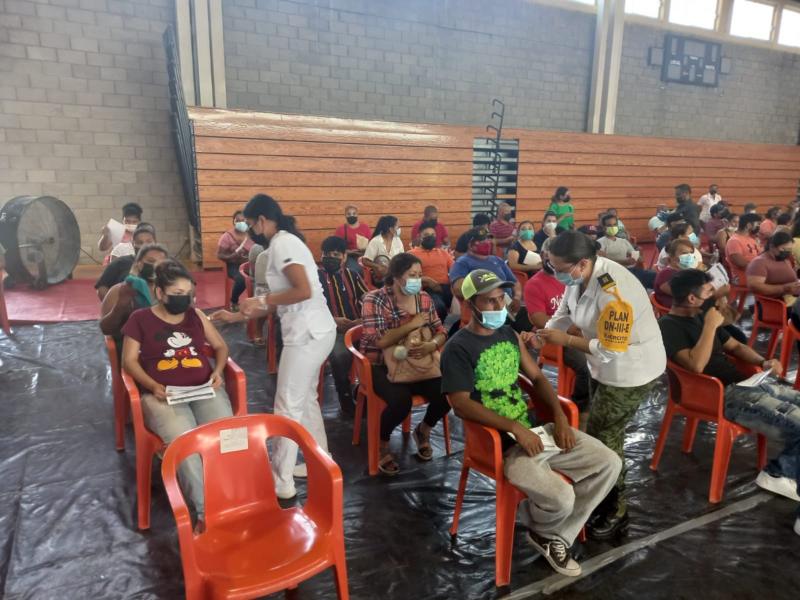 Arranca vacunación de jóvenes de 18 a 29 años en Piedras Negras y Acuña