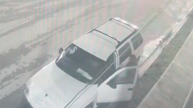 Vecinos hacen justicia; detienen a <br>ladrón que intentaba robar un auto