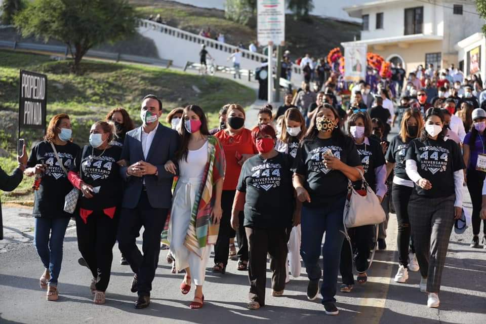 Vive Saltillo un domingo de aniversario
