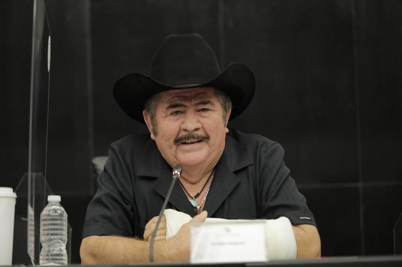 Senado reconoce trayectoria musical de Eliseo Robles y Lalo Mora