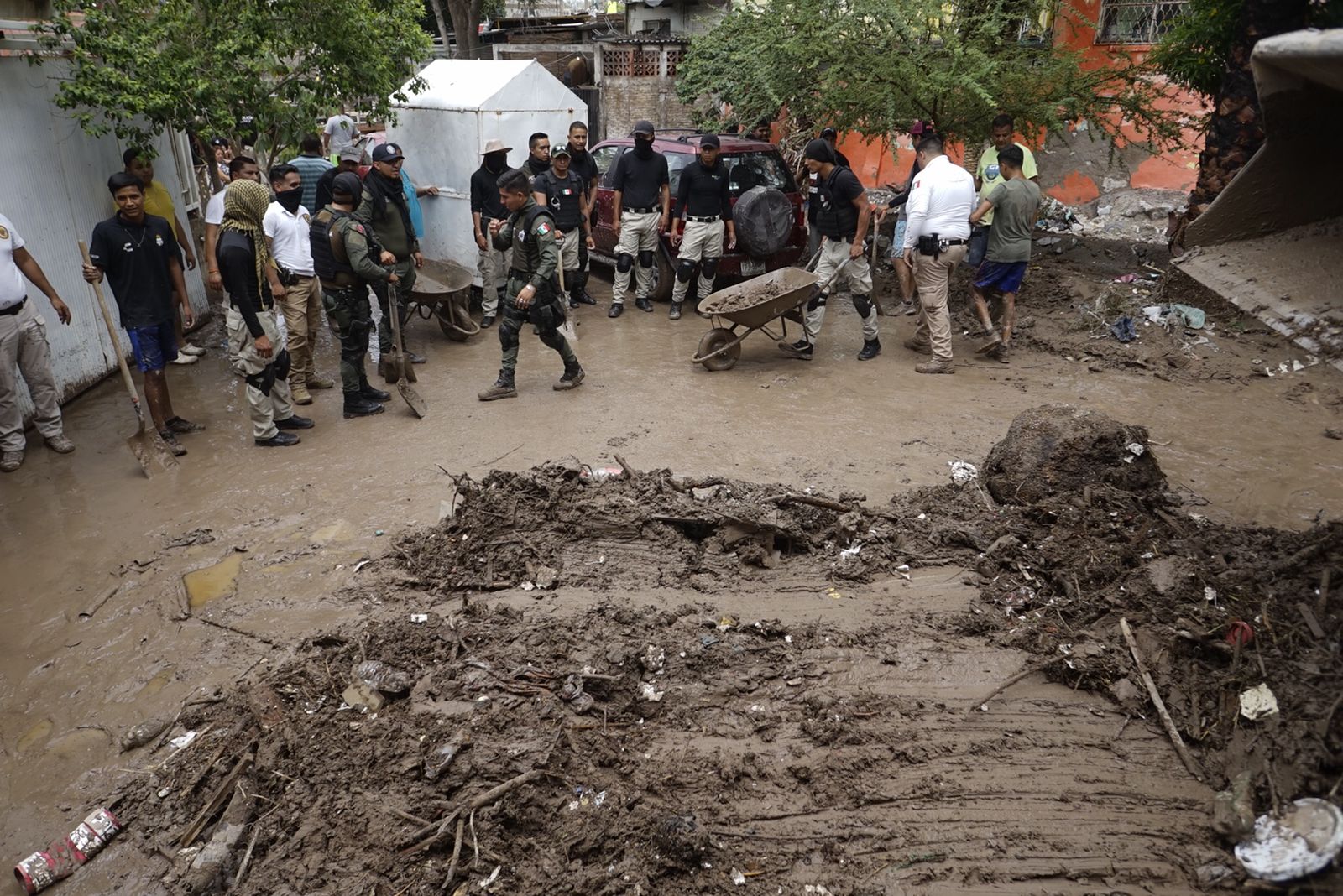 Coordina Gobierno de Coahuila auxilio <br>a afectados por lluvias en Torreón