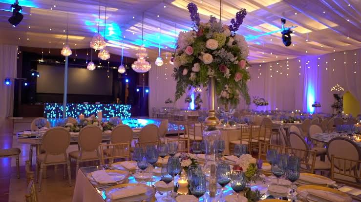 Salones de eventos, jardines y espacios públicos serán los más vigilados por autoridades sanitarias