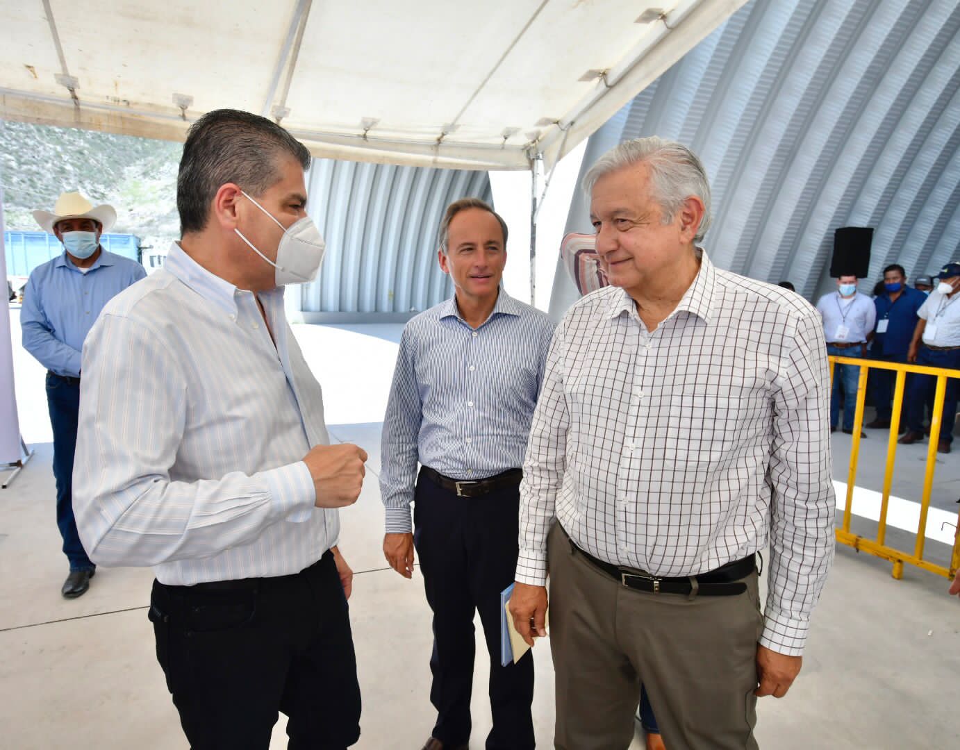 Cierran filas AMLO, MARS y JRAT <br>por agua saludable para La Laguna