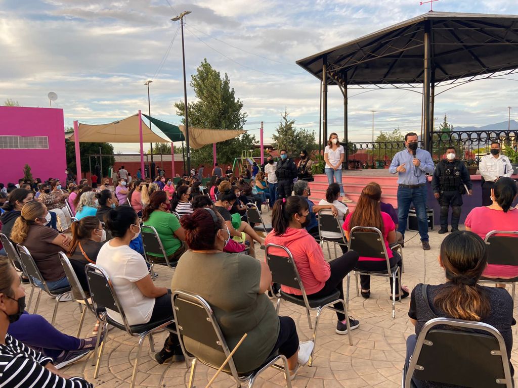 Acerca María Bárbara seguridad a Mirasierra